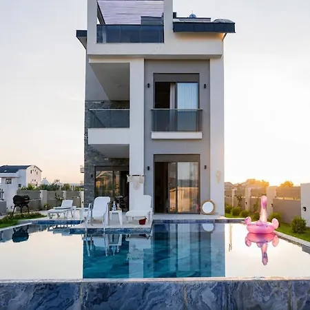 Villa For 8 People With A View Of The Land Of Legends *